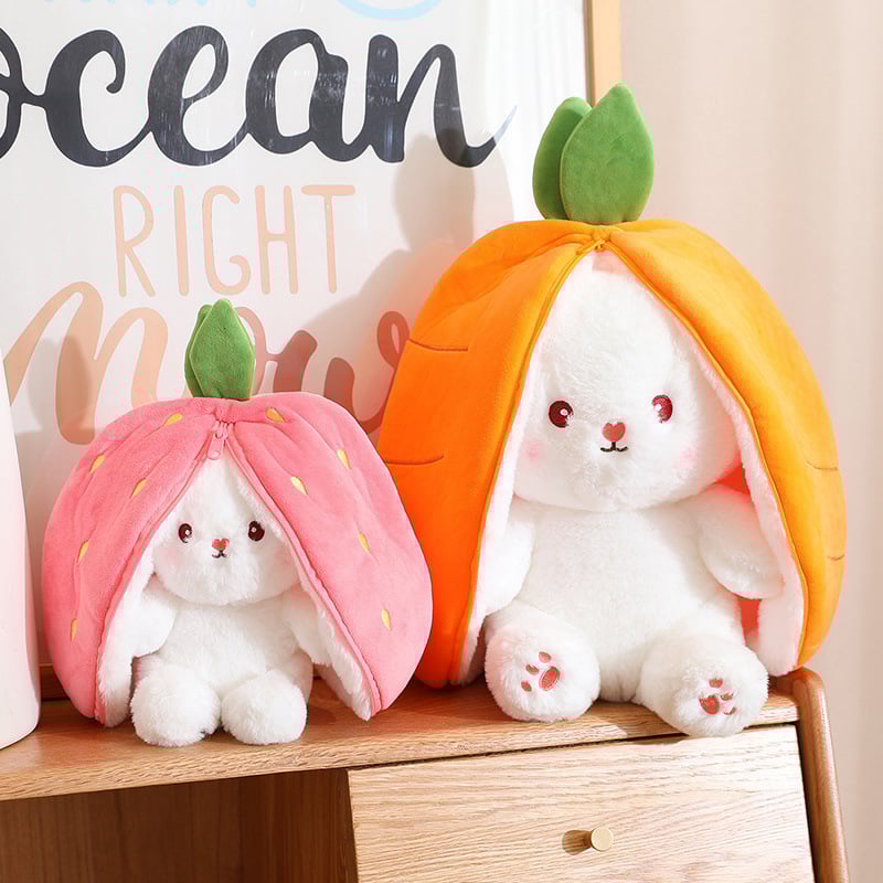 đ„50% rabatt under en begrĂ€nsad tidđ„Strawberry Bunny förvandlades till en liten kanin đ Fruktdocka plyschleksak đ°