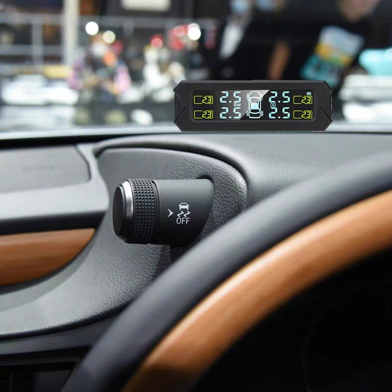 đTrĂ„dlöst övervakningssystem för dĂ€cktryck med solceller