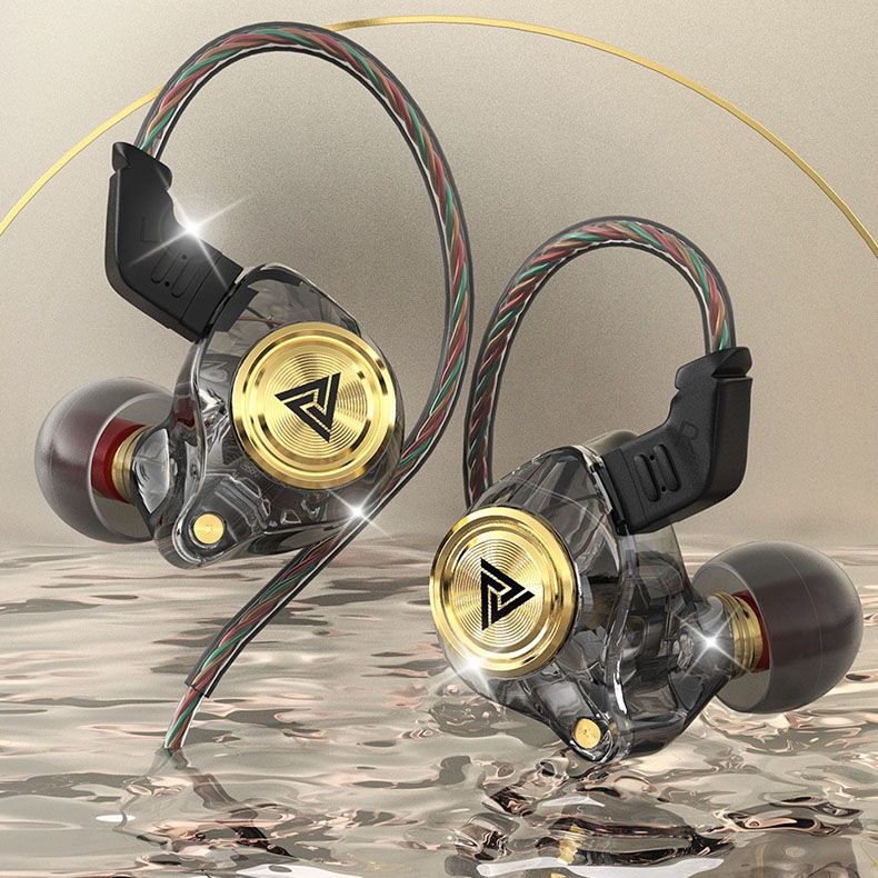 đ„In-ear hörlurar med trĂ„dstyrd subwoofer och mikrofon