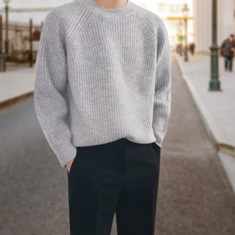 Men's Solid Pullover Round Neck Sweater