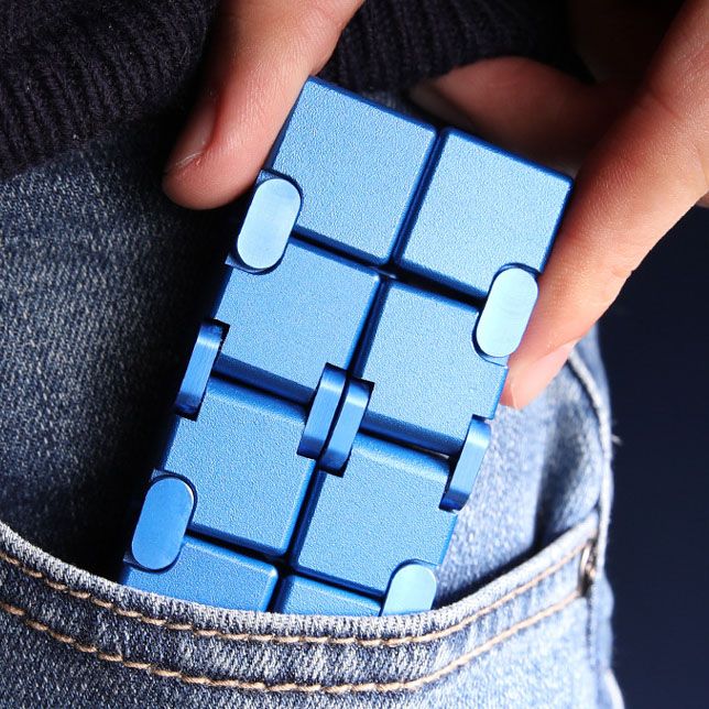 đInfinity Cube â SlĂ€pp loss oĂ€ndlig underhĂ„llning