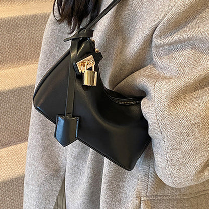 ✨New Fashion Trends❤️Lätt och snygg axelremsväska med nyckelring för damer