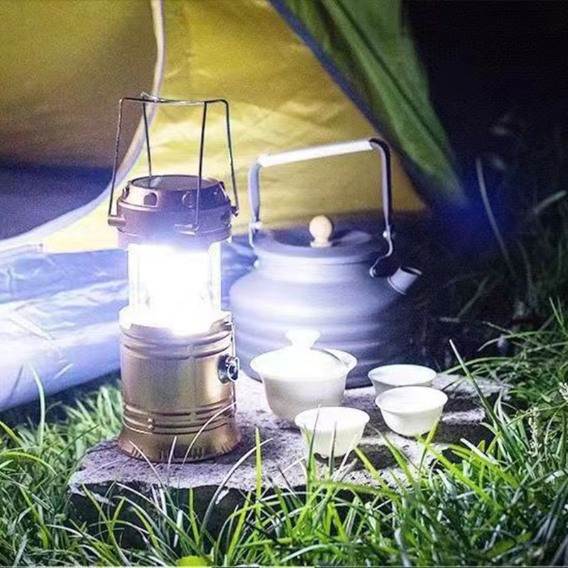 Solcellsdriven infällbar campinglampa