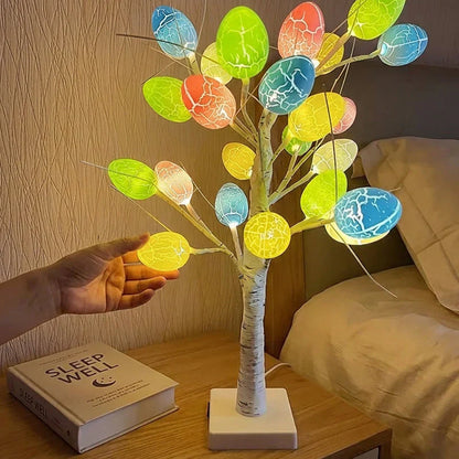 ✨Bordsbjörk med 24 LED-upplysta ägg🌳💡